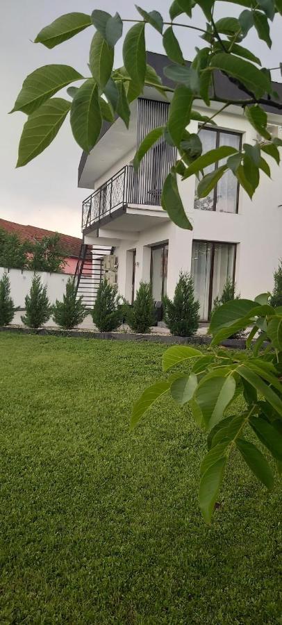 Апартаменты Accent Garden Дева Экстерьер фото